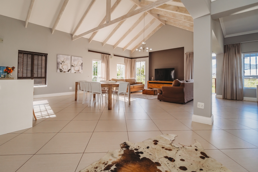 3 Bedroom Property for Sale in Kraaibosch Country Estate Western Cape